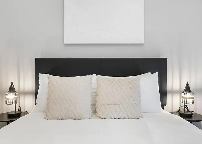 Nicely Decorated 1br W Laundry - Crosby 202 Apartment *