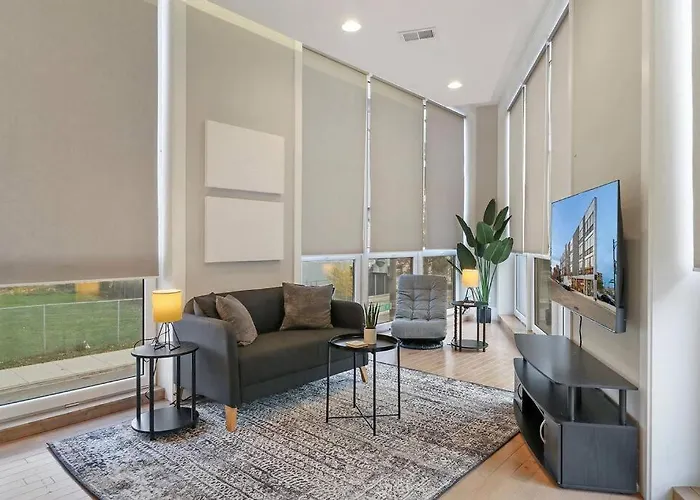 Apartment Nicely Decorated 1br W Laundry - Crosby 202 Chicago